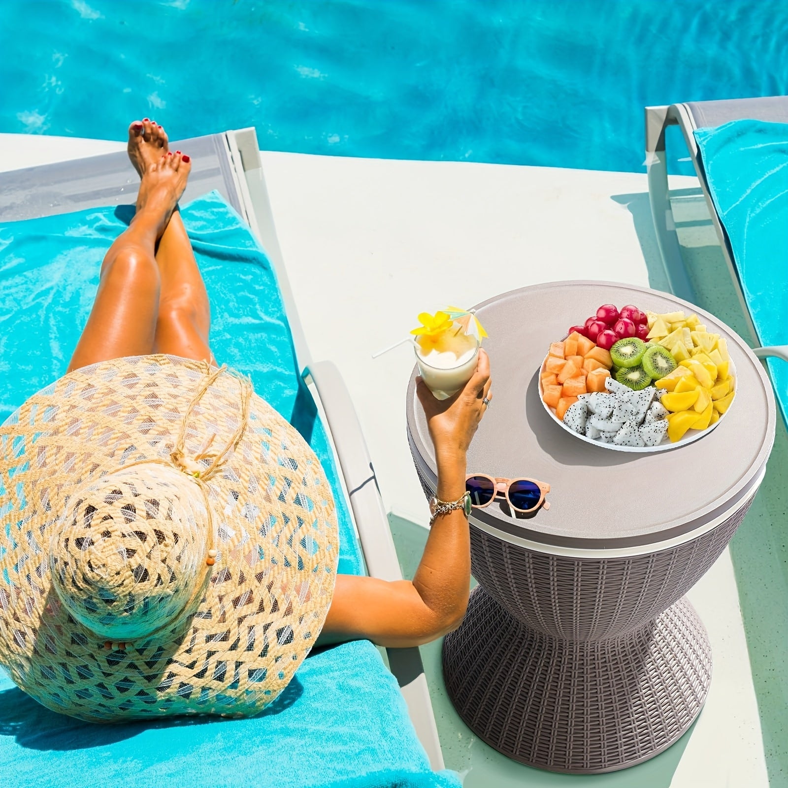This Versatile 3-In-1 Ice Bucket Serves As a Cooler, a Wine Table, And a Coffee Table Lid, Offering 30 Liters Or 8 Gallons of Drink Storage. Its Rattan Design Complements Any Patio Furniture